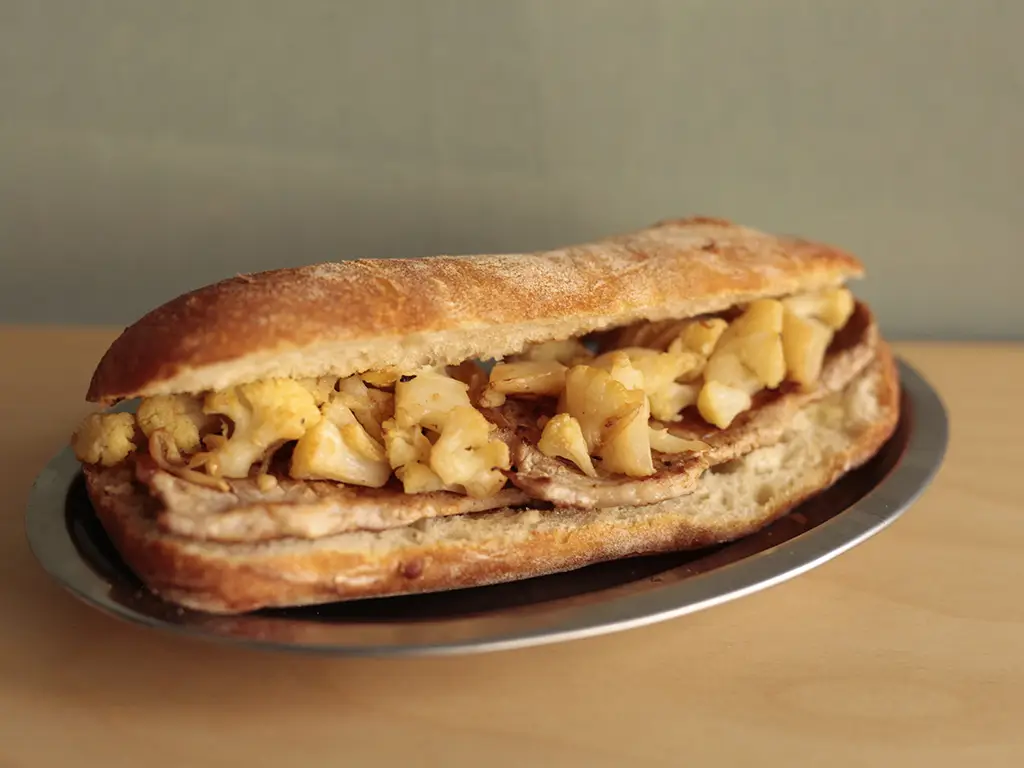 Lomo con coliflor